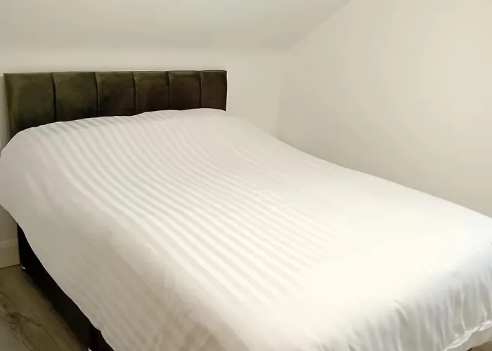 The Gamekeeper's * Ardara